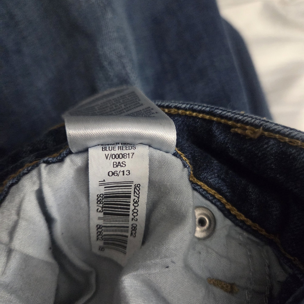 Old Navy Women's Dreamer Boot Cut Jeans - Dark Blue - Picture 5 of 6